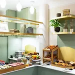 Hotel Bonsoir Madame 4*
