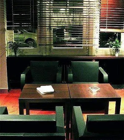 Bonsoir Madame Hotel 4*