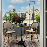 Hotel Bonsoir Madame Parigi