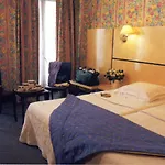 Bonsoir Madame Hotel