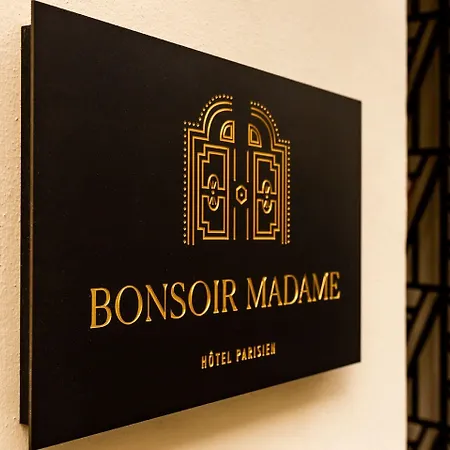 Bonsoir Madame Szálloda