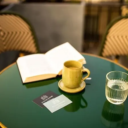 Bonsoir Madame Otel 4*