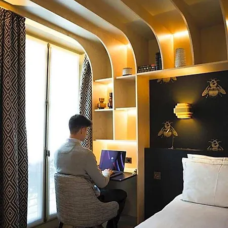Hotel Bonsoir Madame 4*