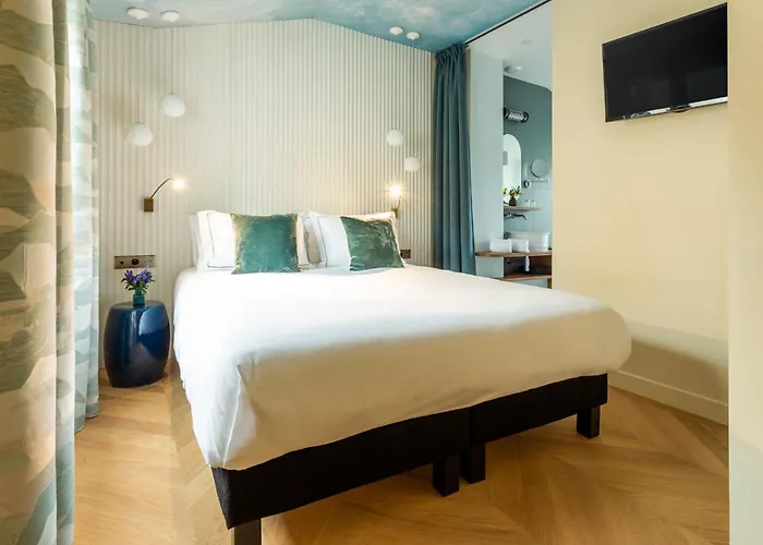 Bonsoir Madame Paříž