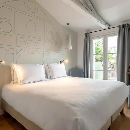 Bonsoir Madame Parijs