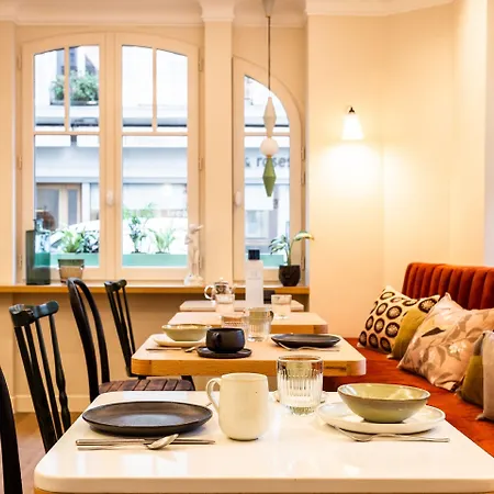 Hotel Bonsoir Madame