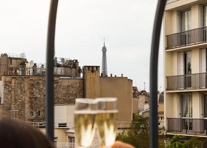 Hotel Bonsoir Madame Paris