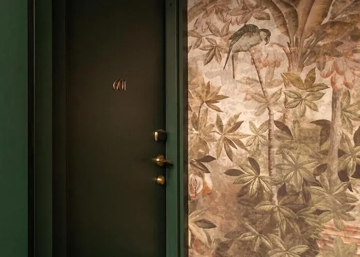 Hotel Bonsoir Madame